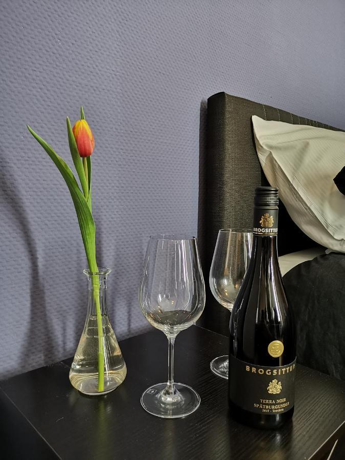Hotel Zur Linde Rommerskirchen Kültér fotó