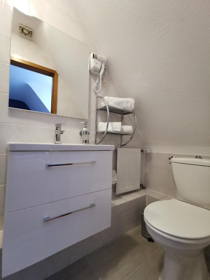 Hotel Zur Linde Rommerskirchen Szoba fotó
