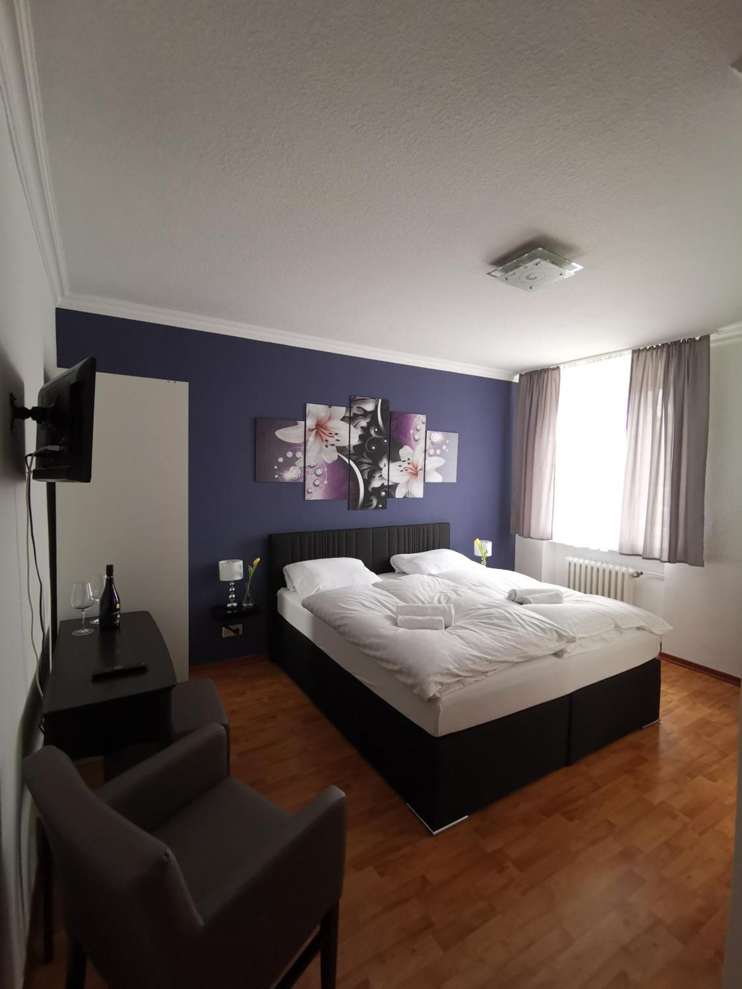 Hotel Zur Linde Rommerskirchen Szoba fotó